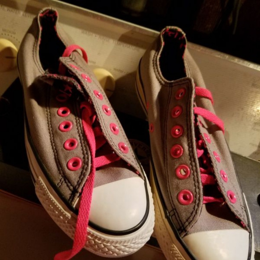 converse ladies shoes